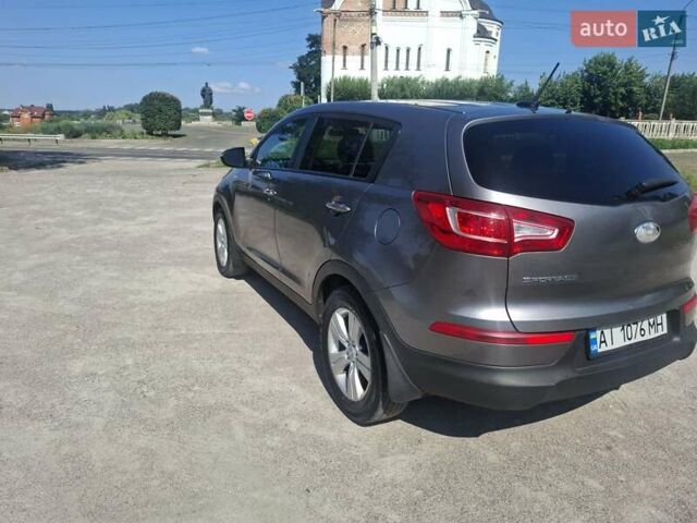 Киа Sportage 2013 в Белой Церкве на Automoto.ua Серый Киа Sportage, объемом двигателя 2.4 л и пробегом 212 тыс. км за 11700 $, фото 3 на Automoto.ua