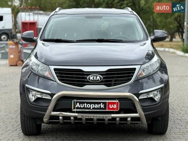 Серый Киа Sportage, объемом двигателя 1.7 л и пробегом 244 тыс. км за 11490 $, фото 2 на Automoto.ua