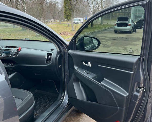 Серый Киа Sportage, объемом двигателя 1.69 л и пробегом 83 тыс. км за 13700 $, фото 17 на Automoto.ua