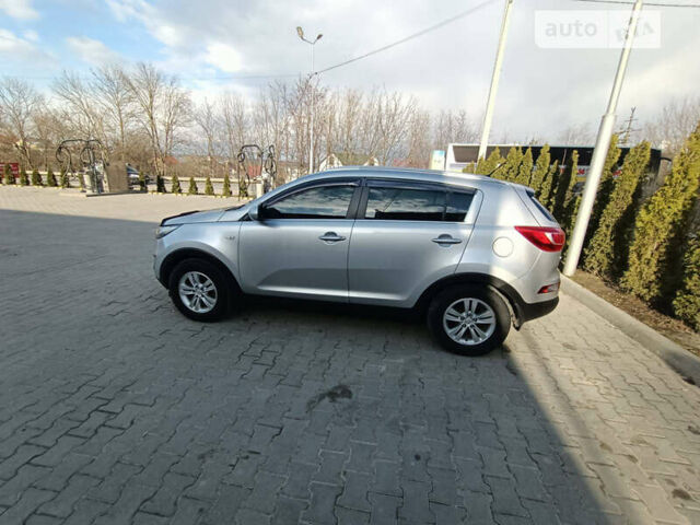 Сірий Кіа Sportage, об'ємом двигуна 1.7 л та пробігом 175 тис. км за 13600 $, фото 4 на Automoto.ua