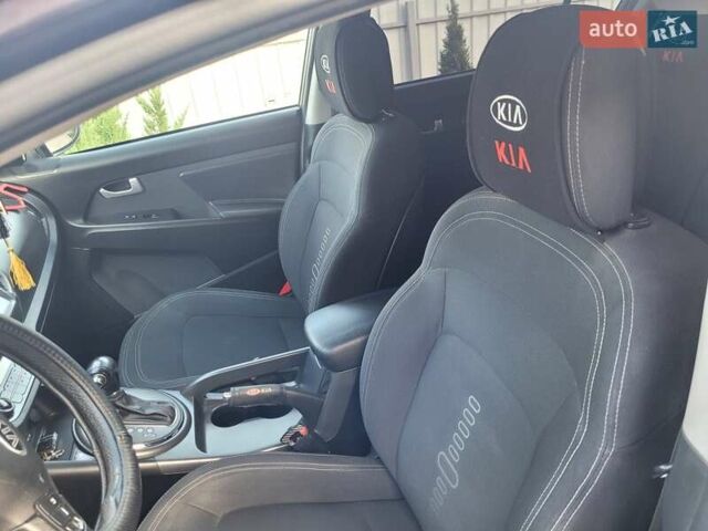 Сірий Кіа Sportage, об'ємом двигуна 2 л та пробігом 138 тис. км за 14200 $, фото 15 на Automoto.ua