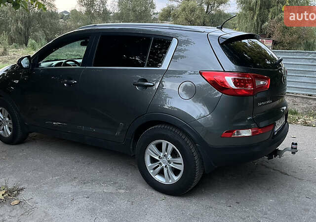 Киа Sportage 2013 в Запорожье на Automoto.ua Серый Киа Sportage, объемом двигателя 2 л и пробегом 162 тыс. км за 11999 $, фото 7 на Automoto.ua