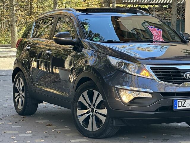 Серый Киа Sportage, объемом двигателя 2 л и пробегом 197 тыс. км за 14999 $, фото 4 на Automoto.ua