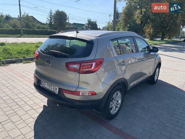 Серый Киа Sportage, объемом двигателя 2 л и пробегом 219 тыс. км за 13500 $, фото 9 на Automoto.ua