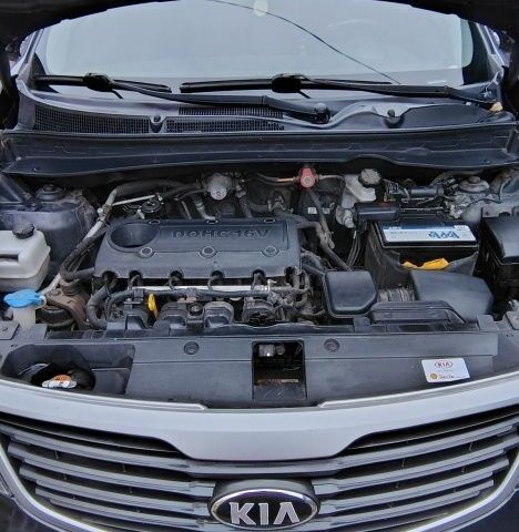 Серый Киа Sportage, объемом двигателя 2 л и пробегом 171 тыс. км за 13500 $, фото 2 на Automoto.ua