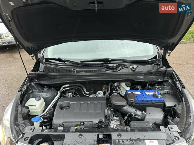 Серый Киа Sportage, объемом двигателя 1.69 л и пробегом 133 тыс. км за 12700 $, фото 23 на Automoto.ua