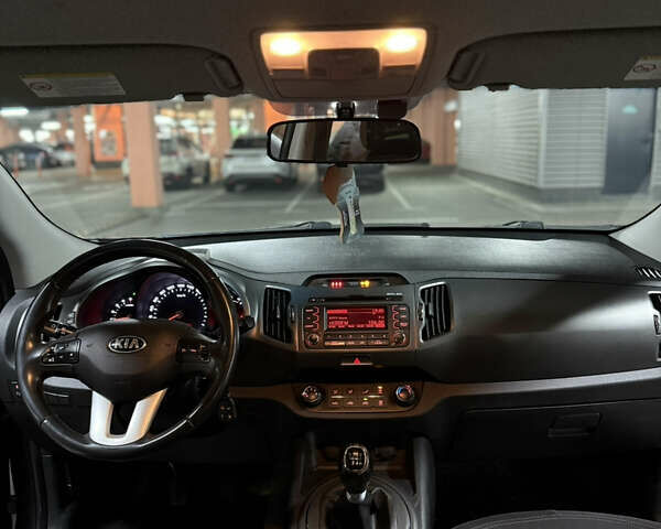 Серый Киа Sportage, объемом двигателя 1.7 л и пробегом 106 тыс. км за 13200 $, фото 12 на Automoto.ua