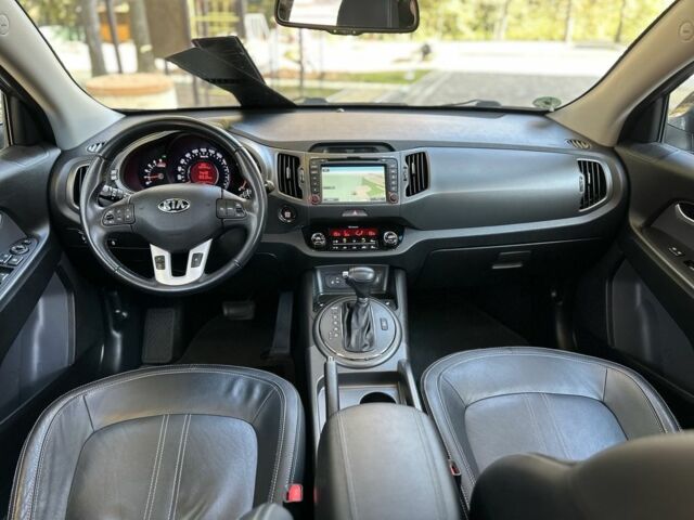 Серый Киа Sportage, объемом двигателя 2 л и пробегом 197 тыс. км за 14999 $, фото 19 на Automoto.ua