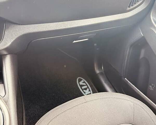 Серый Киа Sportage, объемом двигателя 1.7 л и пробегом 222 тыс. км за 11500 $, фото 14 на Automoto.ua