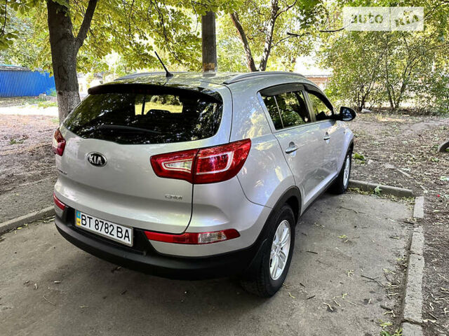 Сірий Кіа Sportage, об'ємом двигуна 1.7 л та пробігом 115 тис. км за 13250 $, фото 3 на Automoto.ua