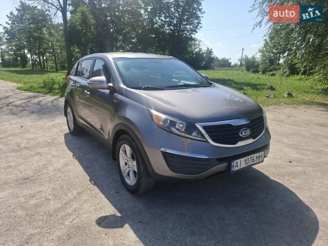 Киа Sportage 2013 в Белой Церкве на Automoto.ua Серый Киа Sportage, объемом двигателя 2.4 л и пробегом 212 тыс. км за 11700 $, фото 5 на Automoto.ua