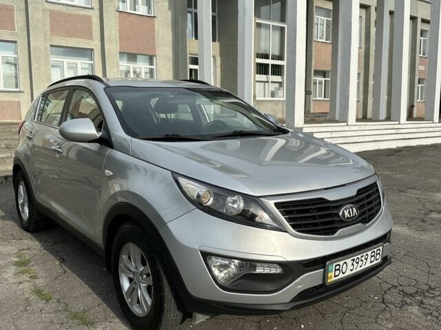 Серый Киа Sportage, объемом двигателя 1.7 л и пробегом 220 тыс. км за 10300 $, фото 7 на Automoto.ua