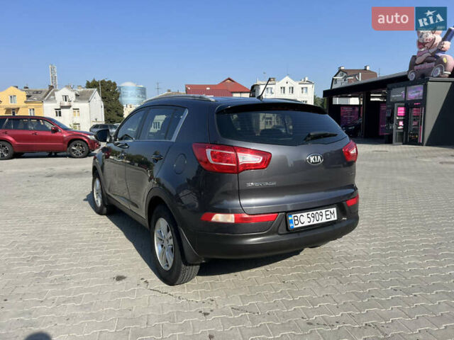 Кіа Sportage 2013 у Львові на Automoto.ua Сірий Кіа Sportage, об'ємом двигуна 1.7 л та пробігом 250 тис. км за 12700 $, фото 13 на Automoto.ua