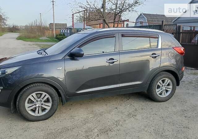 Сірий Кіа Sportage, об'ємом двигуна 1.69 л та пробігом 225 тис. км за 12800 $, фото 8 на Automoto.ua