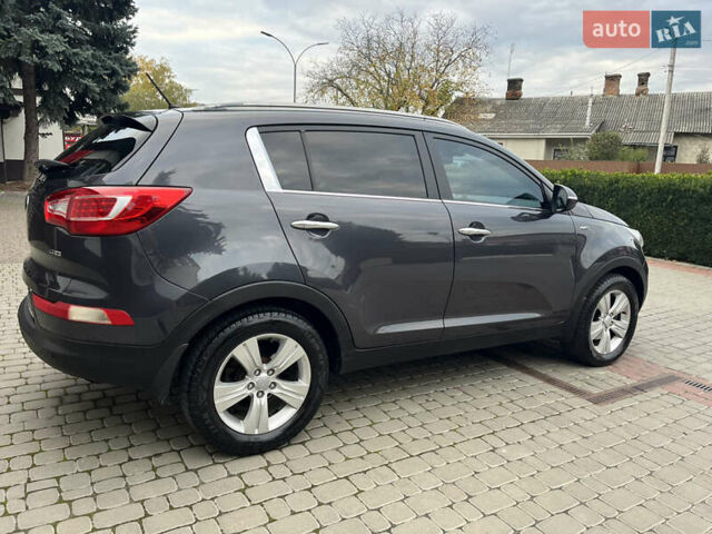 Киа Sportage 2013 в Могилев-Подольском на Automoto.ua Серый Киа Sportage, объемом двигателя 2 л и пробегом 229 тыс. км за 11900 $, фото 10 на Automoto.ua