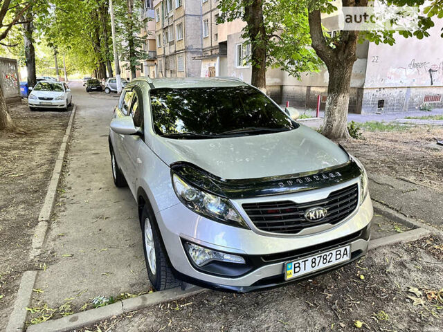 Серый Киа Sportage, объемом двигателя 1.7 л и пробегом 115 тыс. км за 13250 $, фото 6 на Automoto.ua