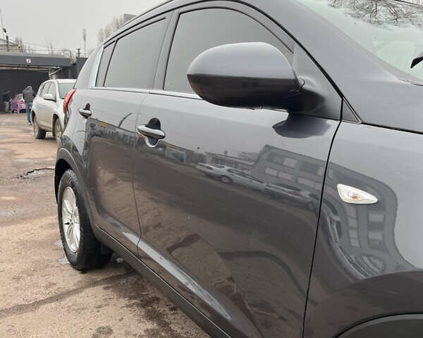 Серый Киа Sportage, объемом двигателя 1.69 л и пробегом 83 тыс. км за 13700 $, фото 8 на Automoto.ua