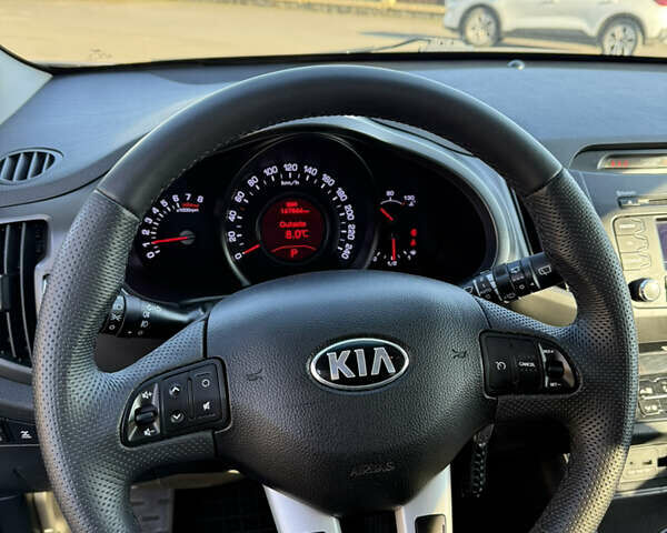 Серый Киа Sportage, объемом двигателя 2 л и пробегом 168 тыс. км за 13000 $, фото 10 на Automoto.ua