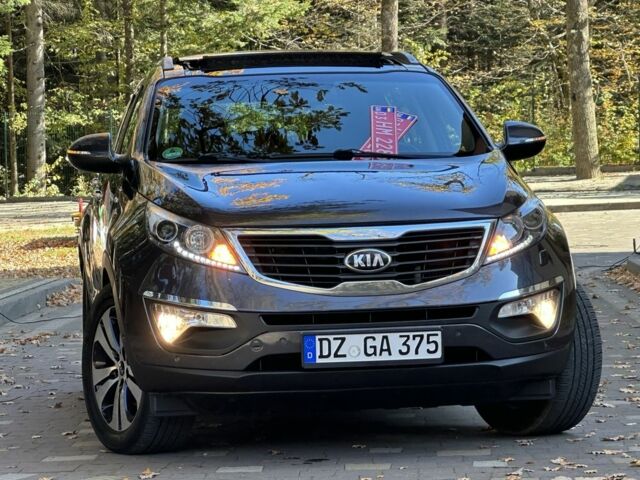 Серый Киа Sportage, объемом двигателя 2 л и пробегом 197 тыс. км за 14999 $, фото 2 на Automoto.ua