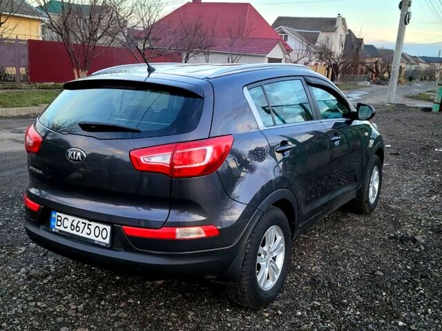 Сірий Кіа Sportage, об'ємом двигуна 2 л та пробігом 135 тис. км за 12500 $, фото 3 на Automoto.ua