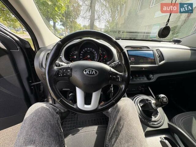 Сірий Кіа Sportage, об'ємом двигуна 1.69 л та пробігом 94 тис. км за 14000 $, фото 22 на Automoto.ua
