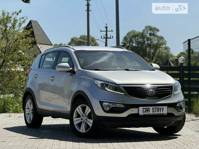 Сірий Кіа Sportage, об'ємом двигуна 2 л та пробігом 177 тис. км за 14900 $, фото 2 на Automoto.ua