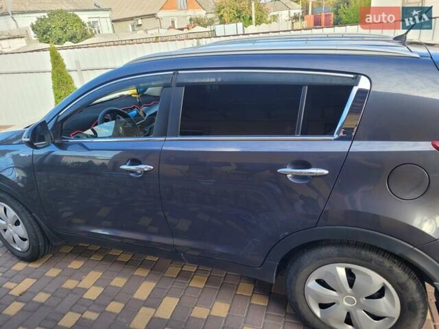 Сірий Кіа Sportage, об'ємом двигуна 2 л та пробігом 138 тис. км за 14200 $, фото 21 на Automoto.ua