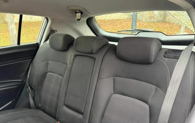 Серый Киа Sportage, объемом двигателя 2 л и пробегом 220 тыс. км за 8000 $, фото 19 на Automoto.ua