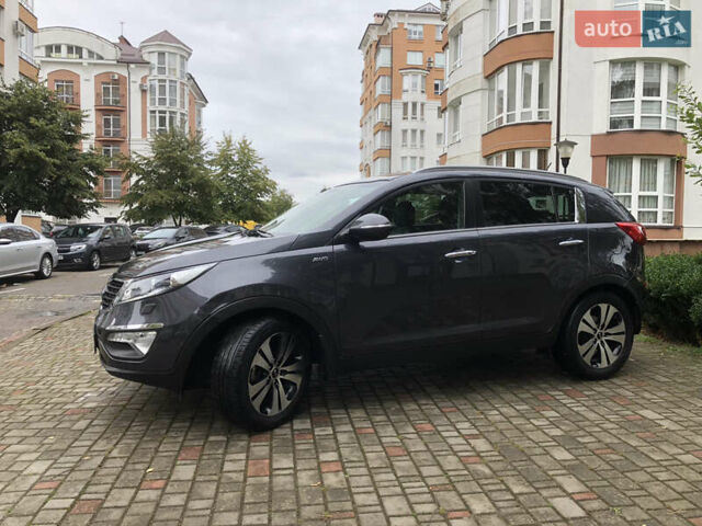 Серый Киа Sportage, объемом двигателя 2 л и пробегом 136 тыс. км за 15950 $, фото 3 на Automoto.ua
