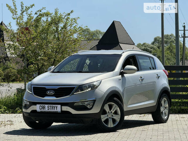 Сірий Кіа Sportage, об'ємом двигуна 2 л та пробігом 177 тис. км за 14900 $, фото 15 на Automoto.ua