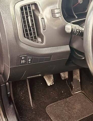 Серый Киа Sportage, объемом двигателя 1.7 л и пробегом 222 тыс. км за 11500 $, фото 16 на Automoto.ua