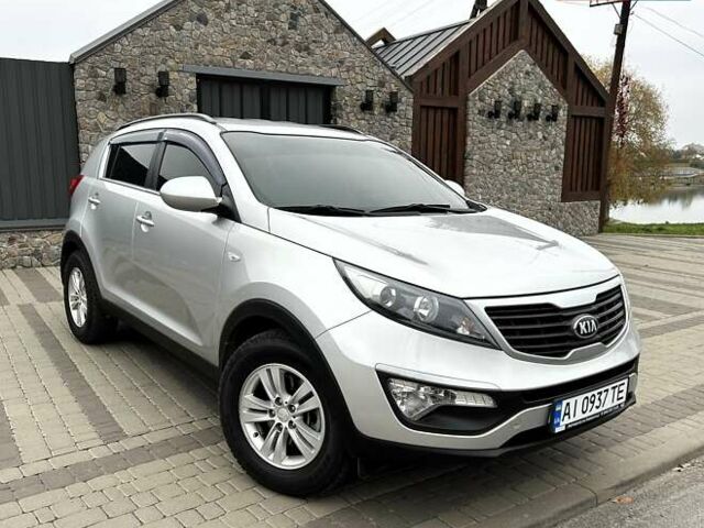 Серый Киа Sportage, объемом двигателя 2 л и пробегом 109 тыс. км за 13900 $, фото 30 на Automoto.ua