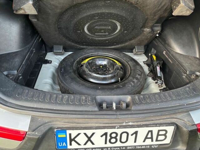Серый Киа Sportage, объемом двигателя 2 л и пробегом 242 тыс. км за 12500 $, фото 8 на Automoto.ua