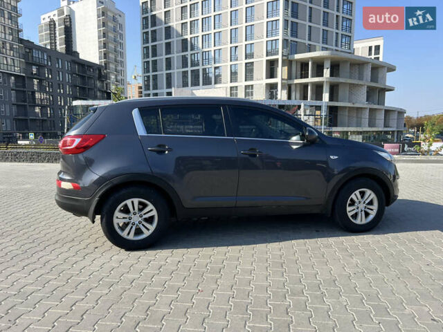 Кіа Sportage 2013 у Львові на Automoto.ua Сірий Кіа Sportage, об'ємом двигуна 1.7 л та пробігом 250 тис. км за 12700 $, фото 19 на Automoto.ua