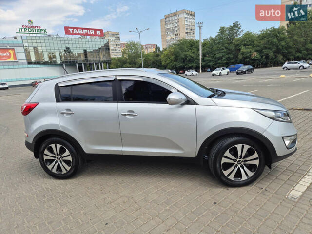 Сірий Кіа Sportage, об'ємом двигуна 2 л та пробігом 93 тис. км за 14150 $, фото 4 на Automoto.ua