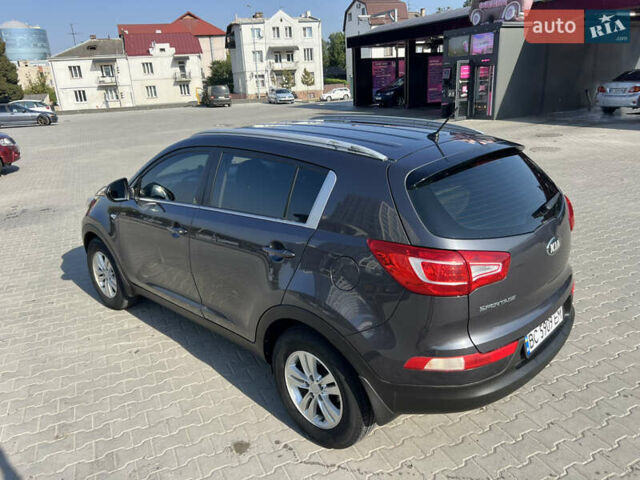 Кіа Sportage 2013 у Львові на Automoto.ua Сірий Кіа Sportage, об'ємом двигуна 1.7 л та пробігом 250 тис. км за 12700 $, фото 11 на Automoto.ua