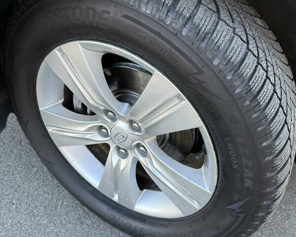 Серый Киа Sportage, объемом двигателя 2 л и пробегом 168 тыс. км за 13000 $, фото 17 на Automoto.ua