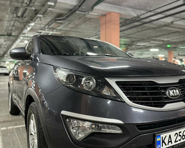 Серый Киа Sportage, объемом двигателя 1.7 л и пробегом 106 тыс. км за 13200 $, фото 7 на Automoto.ua