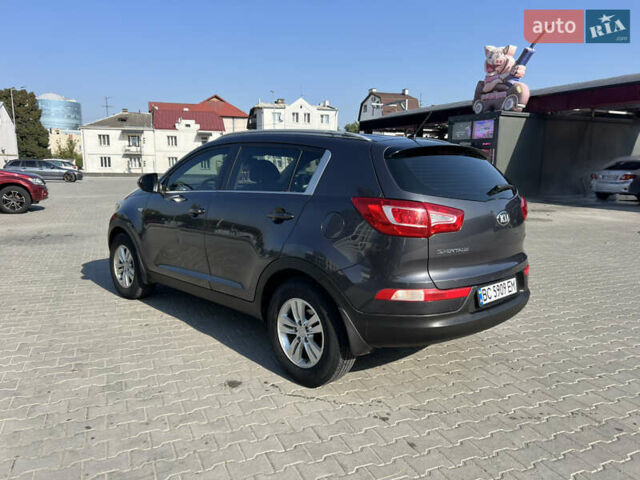 Кіа Sportage 2013 у Львові на Automoto.ua Сірий Кіа Sportage, об'ємом двигуна 1.7 л та пробігом 250 тис. км за 12700 $, фото 12 на Automoto.ua