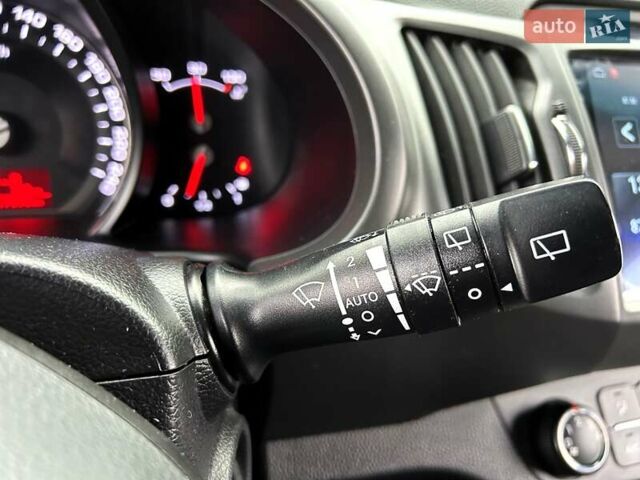 Серый Киа Sportage, объемом двигателя 2 л и пробегом 109 тыс. км за 13900 $, фото 41 на Automoto.ua