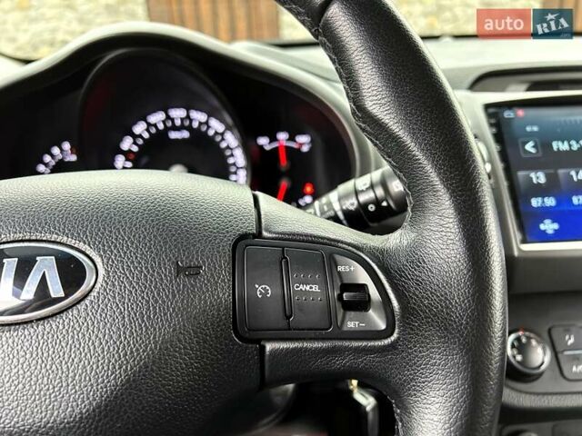 Серый Киа Sportage, объемом двигателя 2 л и пробегом 109 тыс. км за 13900 $, фото 42 на Automoto.ua