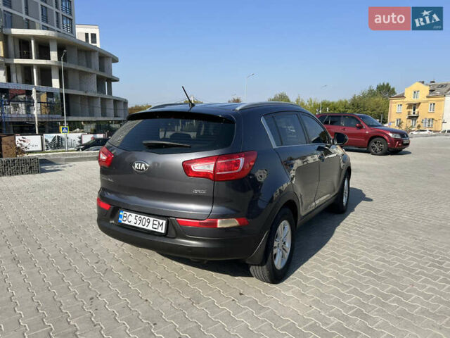 Кіа Sportage 2013 у Львові на Automoto.ua Сірий Кіа Sportage, об'ємом двигуна 1.7 л та пробігом 250 тис. км за 12700 $, фото 15 на Automoto.ua