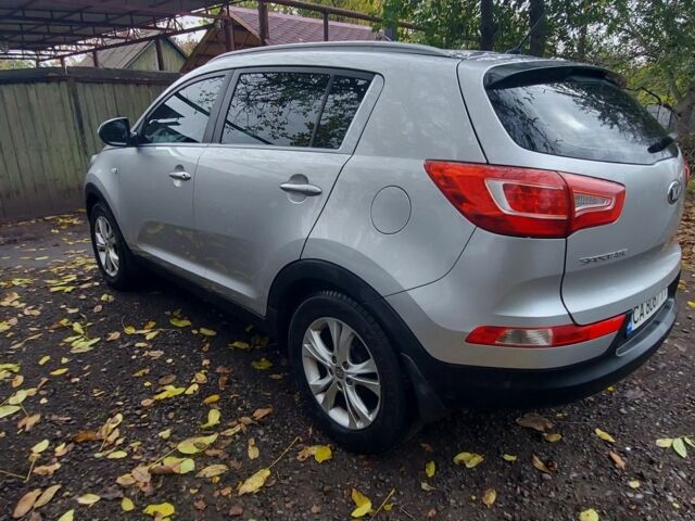 Киа Sportage 2013 в Славянске на Automoto.ua Серый Киа Sportage, объемом двигателя 2 л и пробегом 208 тыс. км за 9200 $, фото 3 на Automoto.ua
