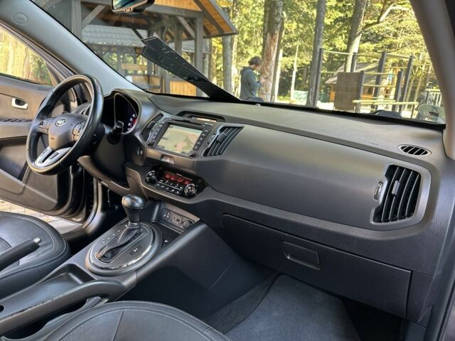 Серый Киа Sportage, объемом двигателя 2 л и пробегом 197 тыс. км за 14999 $, фото 10 на Automoto.ua