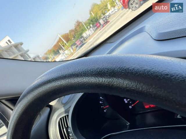 Кіа Sportage 2013 у Львові на Automoto.ua Сірий Кіа Sportage, об'ємом двигуна 1.7 л та пробігом 250 тис. км за 12700 $, фото 28 на Automoto.ua