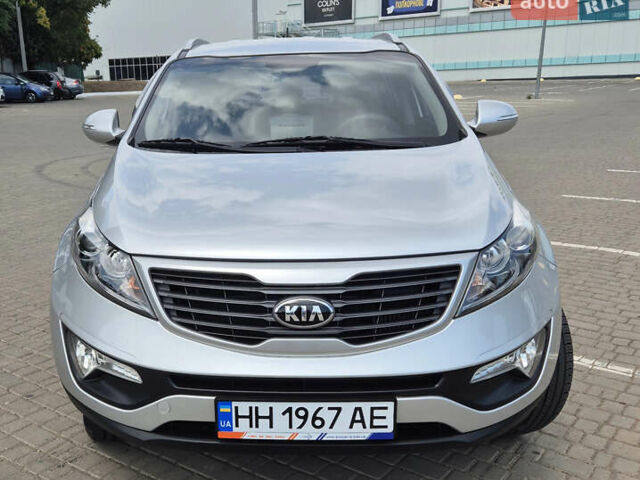Сірий Кіа Sportage, об'ємом двигуна 2 л та пробігом 93 тис. км за 14150 $, фото 3 на Automoto.ua