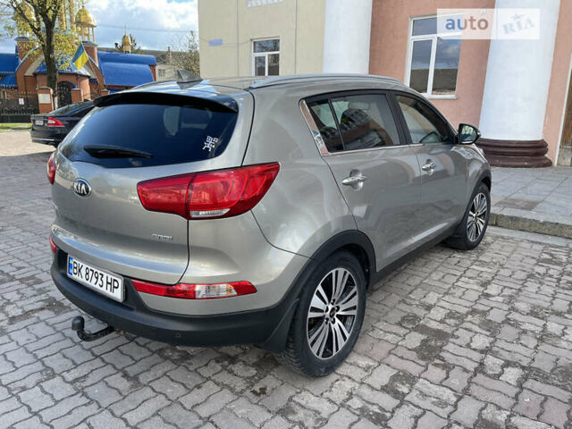 Серый Киа Sportage, объемом двигателя 2 л и пробегом 59 тыс. км за 15500 $, фото 6 на Automoto.ua