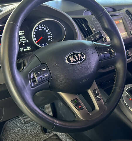 Серый Киа Sportage, объемом двигателя 2 л и пробегом 209 тыс. км за 14700 $, фото 17 на Automoto.ua