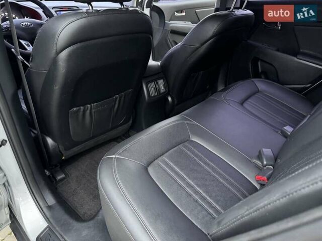 Серый Киа Sportage, объемом двигателя 2 л и пробегом 161 тыс. км за 13999 $, фото 22 на Automoto.ua