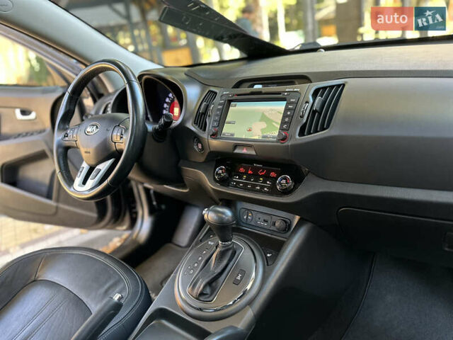 Серый Киа Sportage, объемом двигателя 2 л и пробегом 197 тыс. км за 14599 $, фото 100 на Automoto.ua